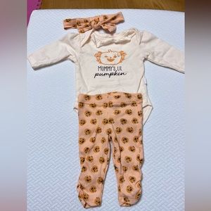 tahari newborn sz 0-3mo pumpkin set